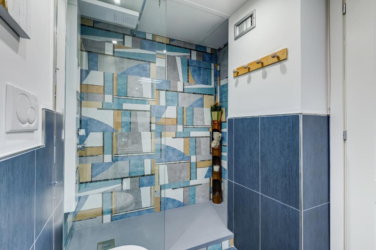 Lovely In The Center Of Rome, Fabrizia. Apartment *