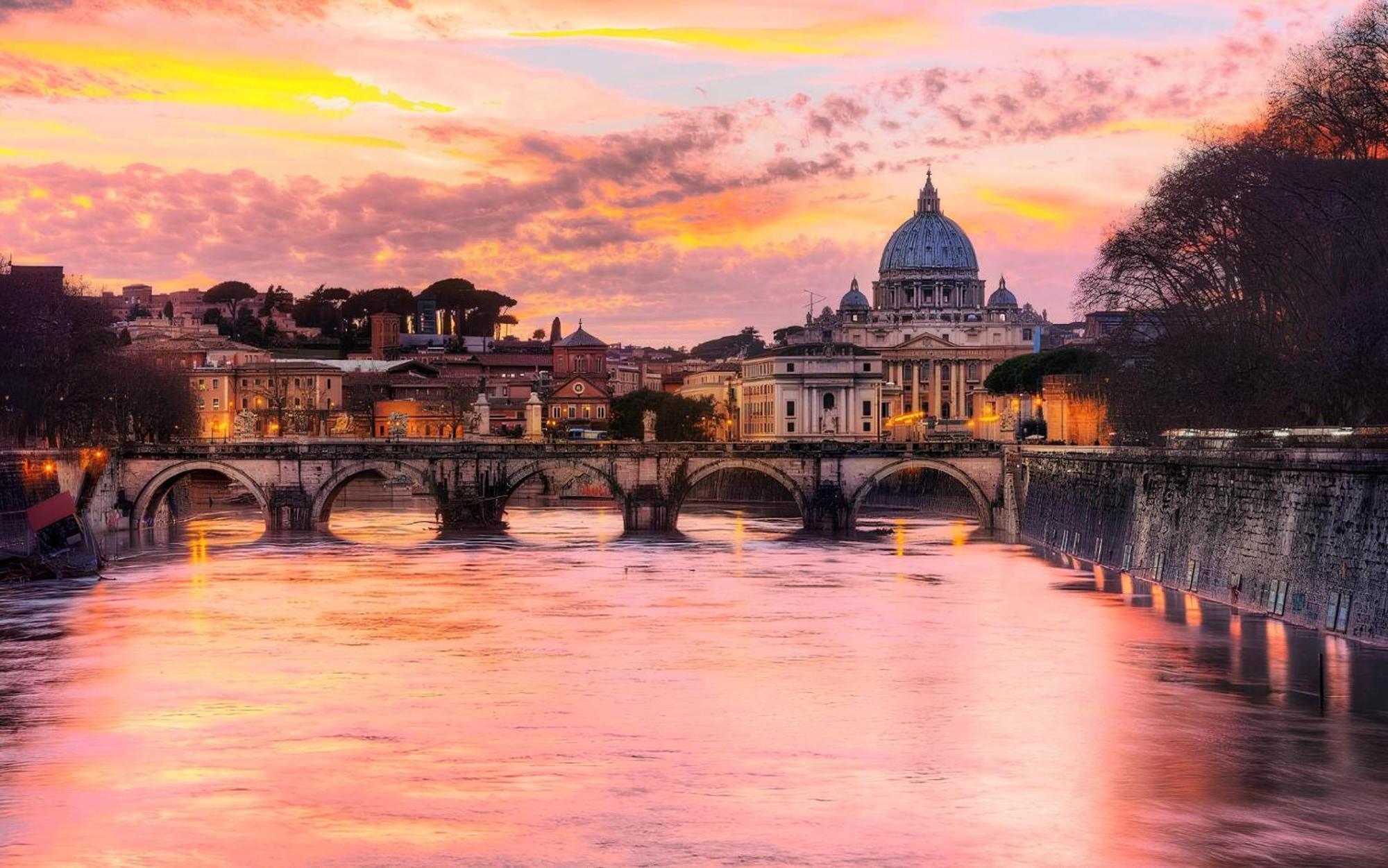 Lovely In The Center Of Rome, Fabrizia. Apartment *